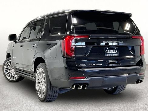 Used 2025 GMC Yukon Denali Ultimate AWD/4WD image 15