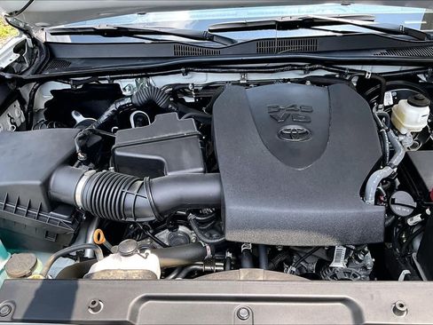 Used 2023 Toyota Tacoma Limited RWD image 32