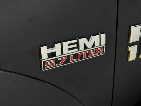 Used 2018 RAM 1500 Laramie w/ Convenience Group image 11