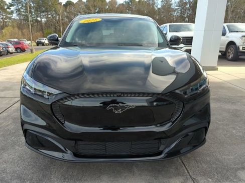 Used 2025 Ford Mustang Mach-E Select w/ Comfort Package Lite image 2