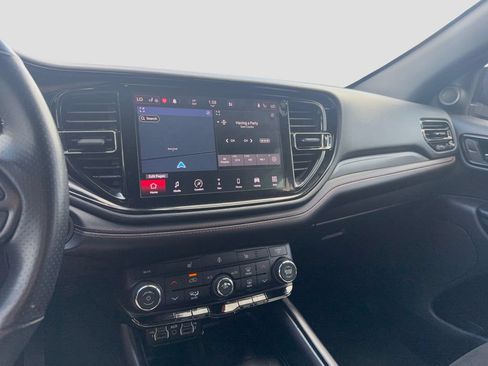 Used 2022 Dodge Durango R/T w/ Blacktop Package AWD/4WD image 18