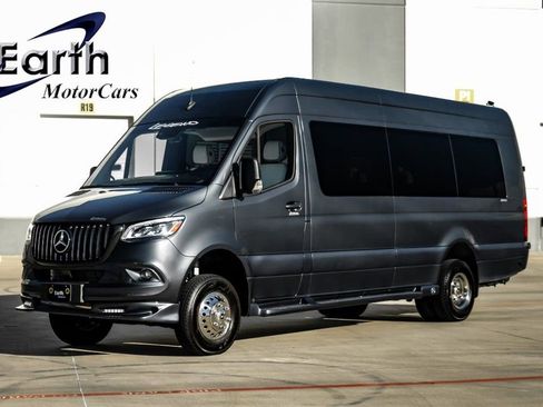 Used 2023 Mercedes-Benz Sprinter 3500 image 1
