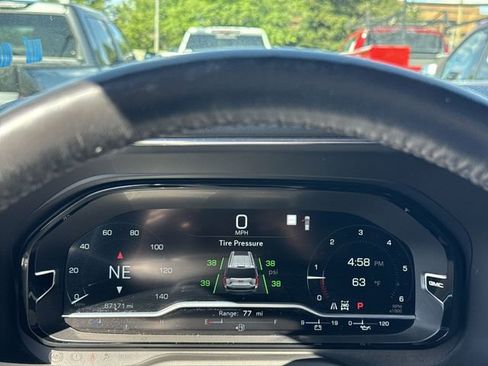 Used 2022 GMC Yukon Denali AWD/4WD image 7