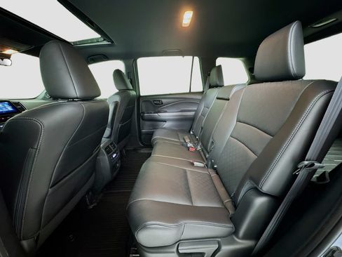 Used 2023 Honda Passport Elite image 21