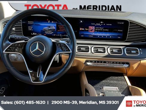 Used 2025 Mercedes-Benz GLE 350 4MATIC image 5