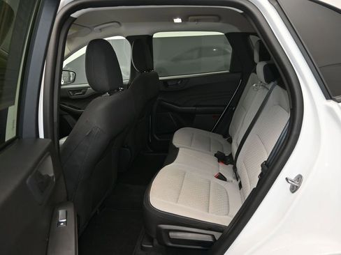 Used 2023 Ford Escape Active image 15