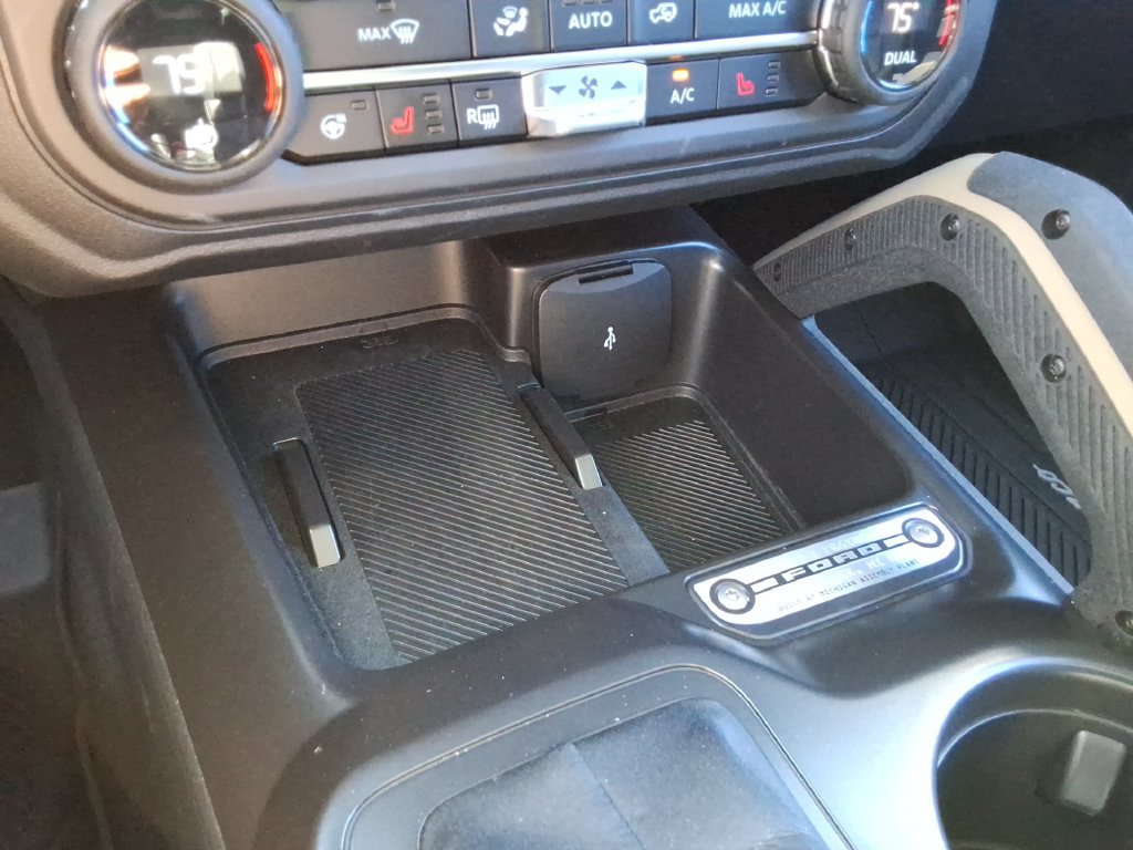 Used 2026 Ford Bronco Badlands w/ Sasquatch Package AWD/4WD image 38