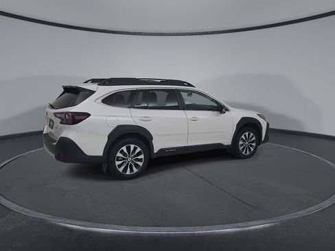 Used 2025 Subaru Outback Limited AWD/4WD image 15