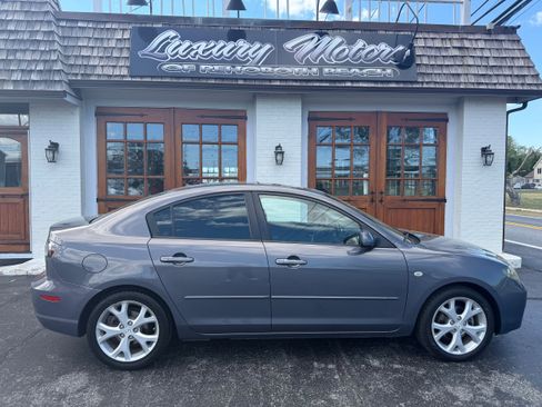 Used 2009 MAZDA MAZDA3 i Touring Value FWD image 1