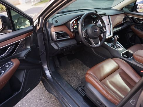 Used 2022 Subaru Outback Touring XT image 7