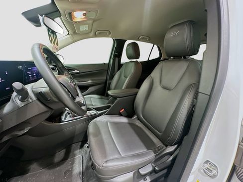 Used 2024 Buick Encore GX Sport Touring w/ Advanced Technology Package AWD/4WD image 20