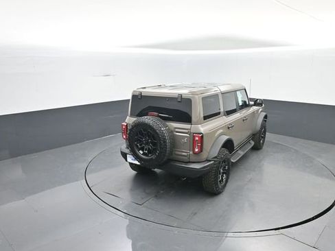 New 2026 Ford Bronco Badlands image 24