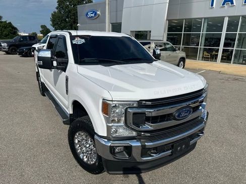 Used 2022 Ford F250 XLT w/ XLT Premium Package AWD/4WD image 5