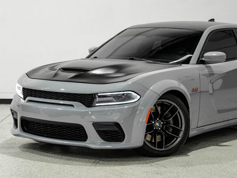 Used 2021 Dodge Charger Scat Pack RWD image 12