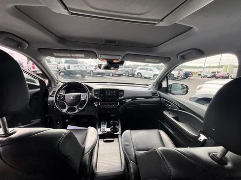 Used 2020 Honda Pilot Touring image 33
