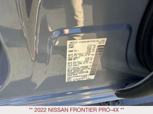 Used 2022 Nissan Frontier PRO-4X w/ Technology Package image 28
