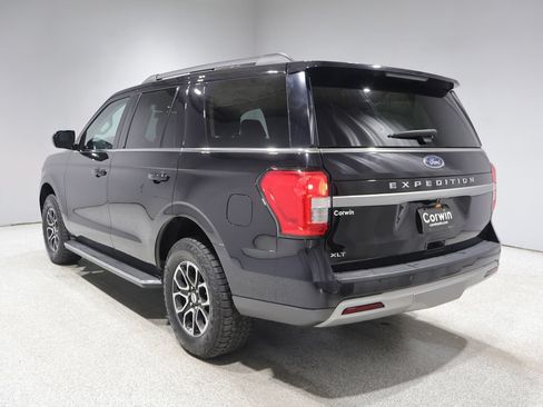 Used 2023 Ford Expedition XLT AWD/4WD image 6