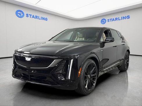 Used 2025 Cadillac Lyriq Sport w/ Nappa Leather Package RWD image 16