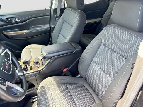 Used 2023 GMC Acadia SLE w/ Driver Convenience Package FWD image 21