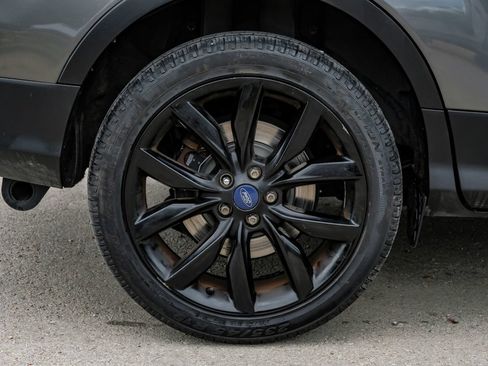 Used 2017 Ford Escape SE w/ Equipment Group 201A FWD image 58