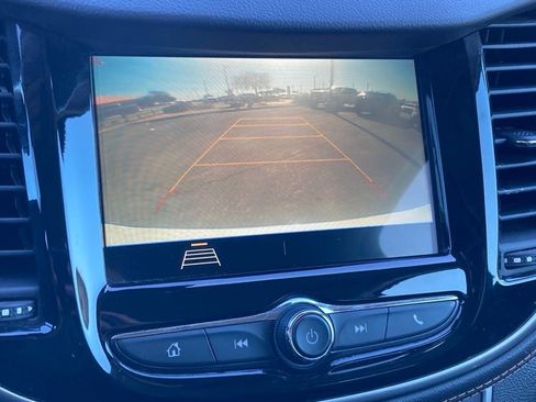 Used 2019 Chevrolet Trax LT w/ LT Convenience Package image 23