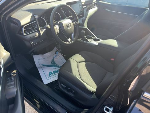 Used 2024 Toyota Camry LE w/ Convenience Package FWD image 8