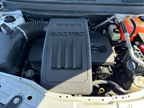 Used 2015 Chevrolet Captiva Sport LT w/ Convenience Package image 24