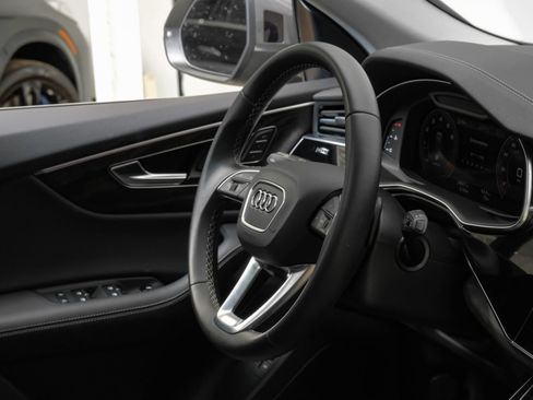 Used 2023 Audi Q8 Premium Plus w/ Premium Plus Package AWD/4WD image 16