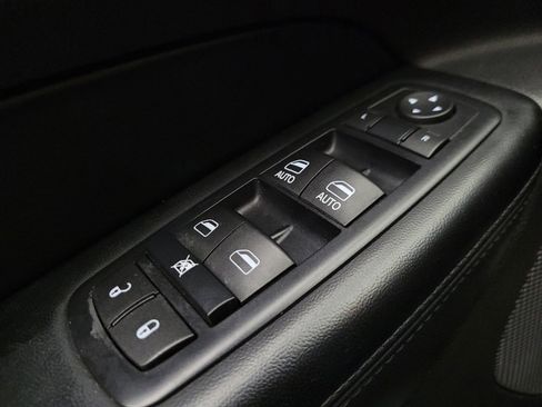 Used 2016 Jeep Grand Cherokee Laredo w/ Quick Order Package 23E image 27