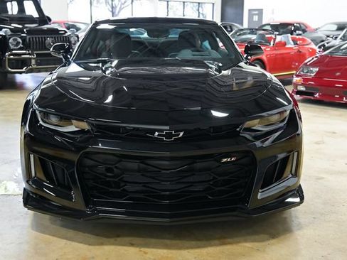 Used 2021 Chevrolet Camaro ZL1 RWD image 20