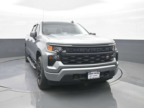 Used 2024 Chevrolet Silverado 1500 Custom AWD/4WD image 2