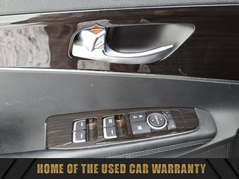 Used 2020 Kia Sorento L image 13