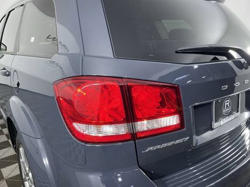 Used 2017 Dodge Journey GT FWD image 36