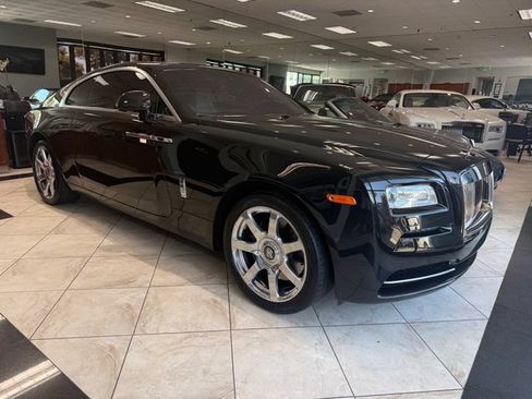 Used 2015 Rolls-Royce Wraith RWD image 27