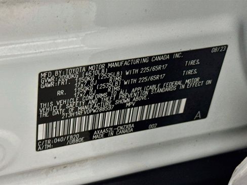 Used 2023 Toyota RAV4 LE FWD image 28