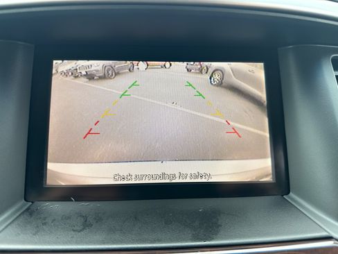 Used 2015 Nissan Pathfinder SL FWD image 31