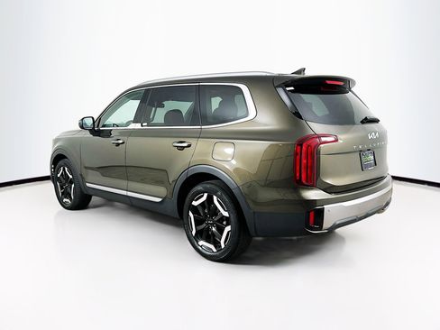 Used 2025 Kia Telluride S image 5