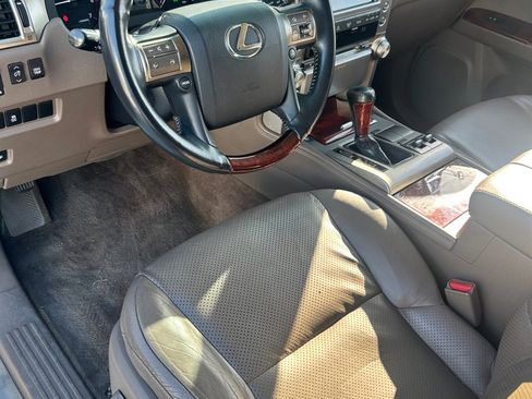 Used 2013 Lexus GX 460 image 8