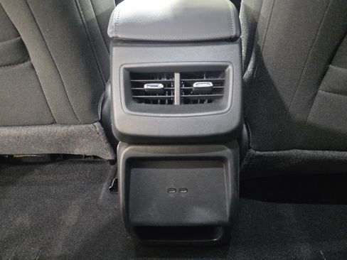 Used 2025 Chevrolet Equinox EV LT image 20