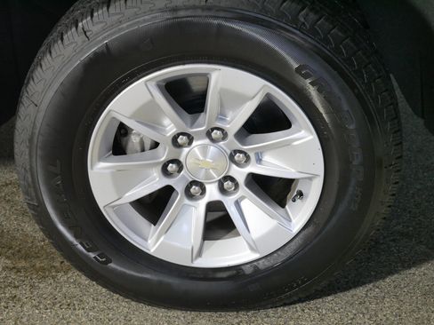 Used 2019 Chevrolet Silverado 1500 LT w/ All-Star Edition AWD/4WD image 15