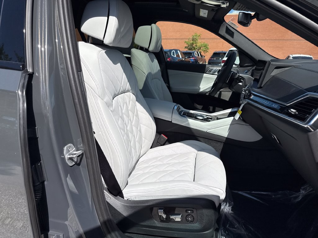 New 2027 BMW X6 xDrive40i w/ Climate Comfort Package AWD/4WD image 30