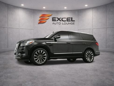 Used 2020 Lincoln Navigator Reserve w/ Luxury Package RWD image 46