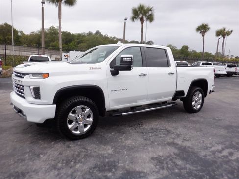 Used 2021 Chevrolet Silverado 2500 LTZ w/ Z71 Chrome Sport Edition image 2