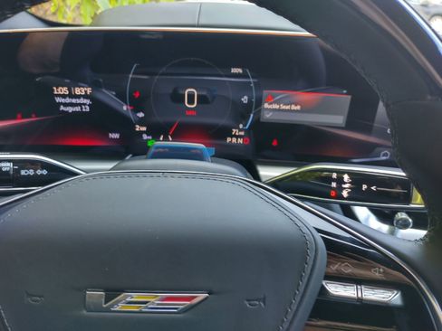 New 2026 Cadillac Lyriq V w/ LPO, Bronce Accent Package image 13