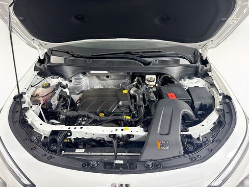 Used 2024 Buick Envista Sport Touring w/ Convenience II Package image 39