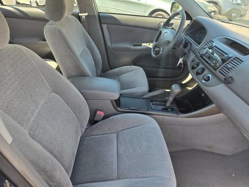 Used 2002 Toyota Camry LE image 23