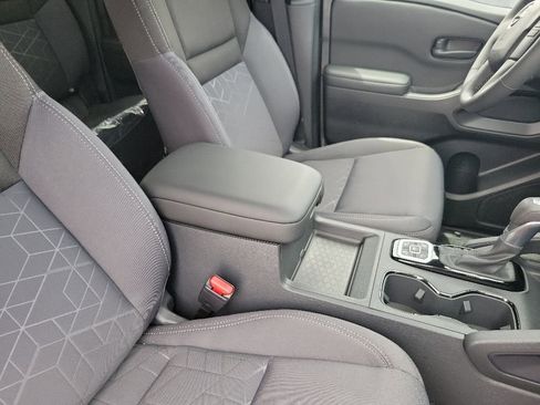 New 2026 Nissan Frontier SV AWD/4WD image 42