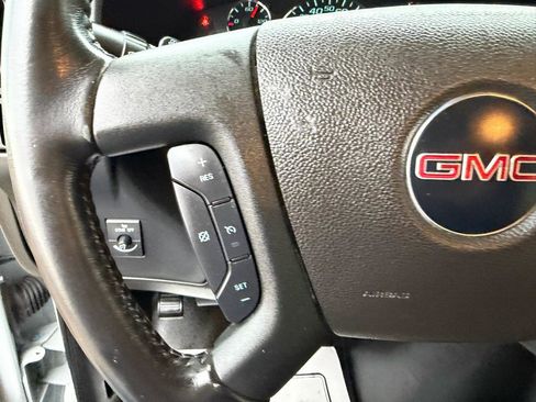 Used 2023 GMC Savana 3500 Extended w/ Driver Convenience Package image 15