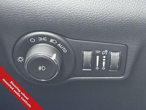 New 2026 Jeep Compass Latitude image 18