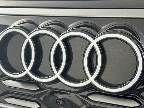 New 2027 Audi Q6 e-tron Premium Plus AWD/4WD image 14